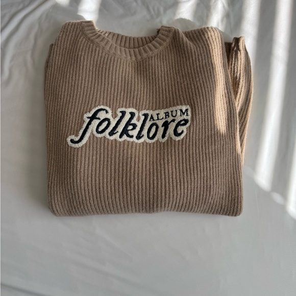 Taylor Swift folklore album sweater - Picture 2 of 4